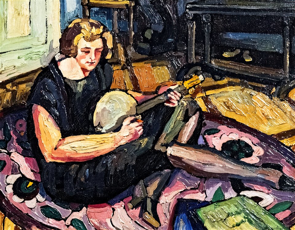 81 - Luce au banjo dans le salon à Rabastens - Georges Gaudion vers 1924 Huile sur toile - Musée du Pays rabastinois inv.2014.27.1