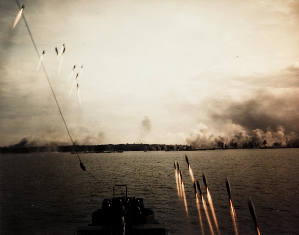 80-G-K-5854 Borneo Operation, June 1945