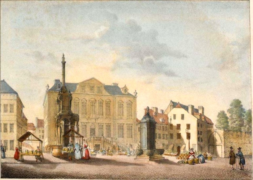 87. Hôtel de Ville et le Perron de Liège