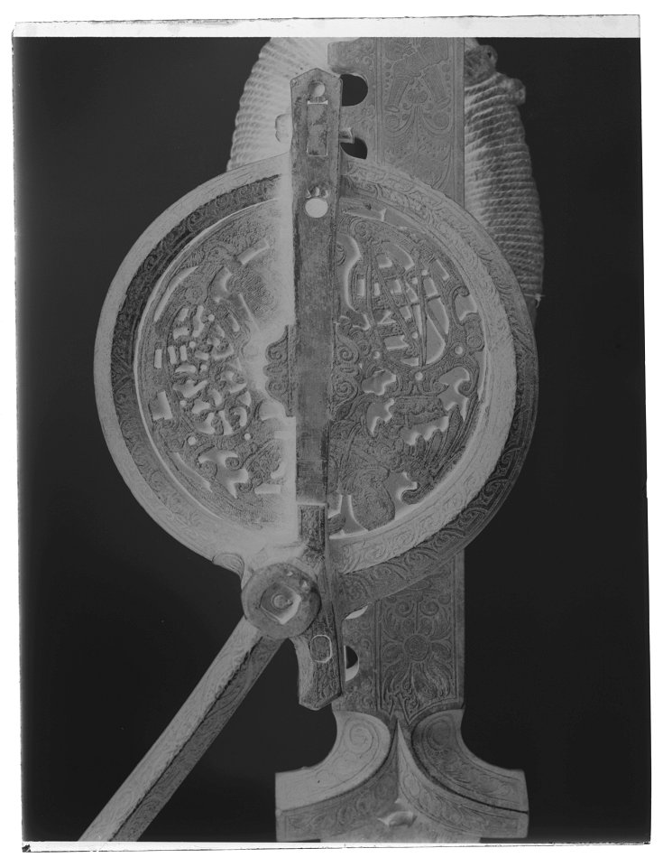 Armborstvinda, daterad 1579, tillverkad för kurfurstehovet i Sachsen - Livrustkammaren - 10985-negative