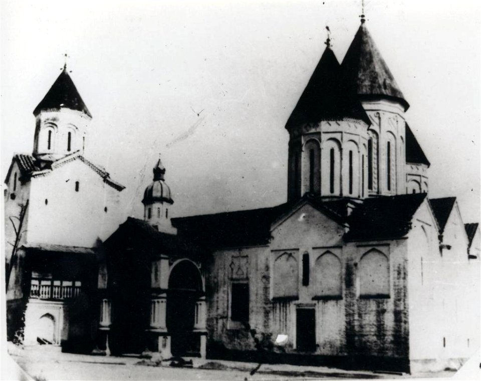 Armenian monastery of Tbilisi 4