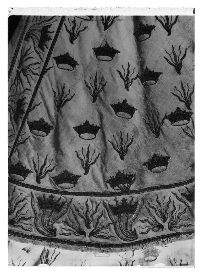 Arvfurstemantel - Livrustkammaren - 9609-negative