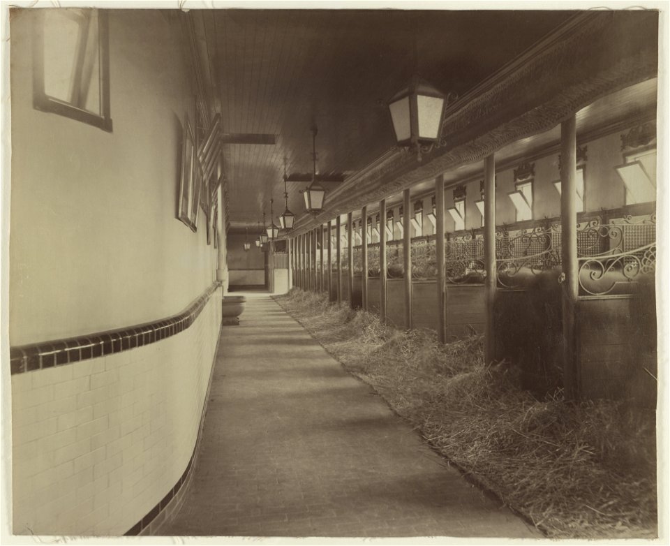 Belcourt, summer estate of Oliver H.P. Belmont, Newport, R.I. LCCN2014650255