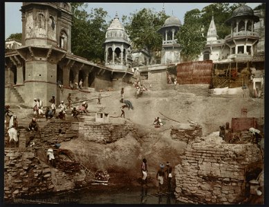 Benares. Burning Ghat. LCCN2017658163