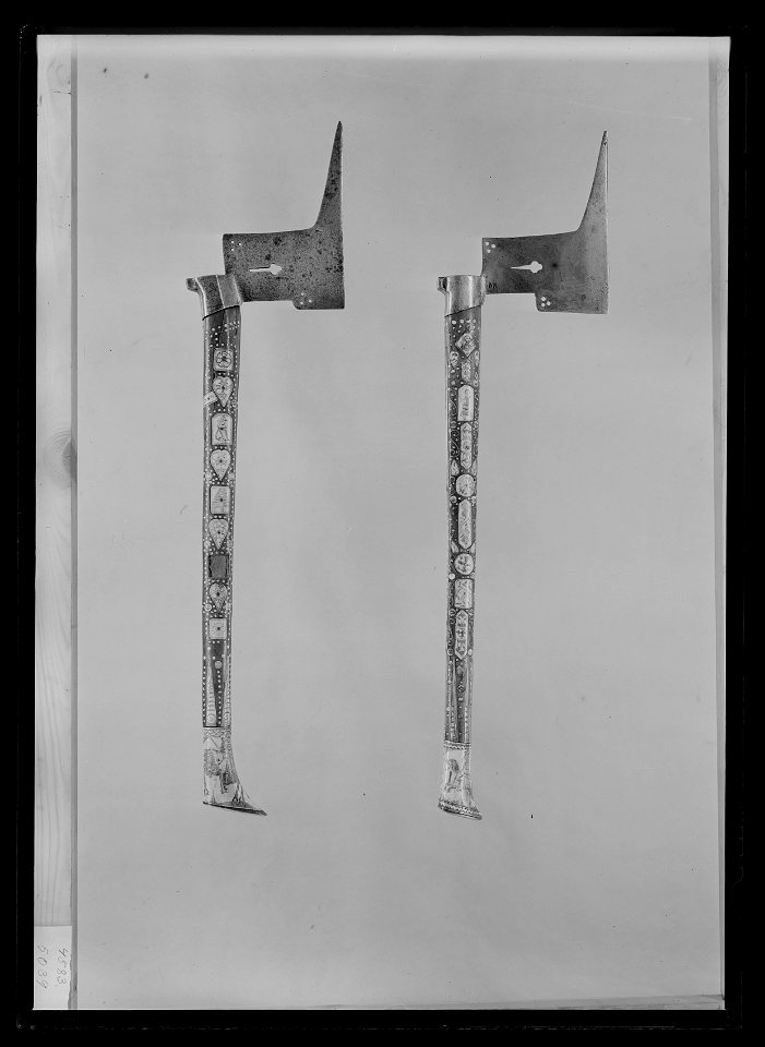 Bergsmansyxa, Sachsisk typ, 1686, s.k. Freiberger Bergsmansaxt - Livrustkammaren - 60321