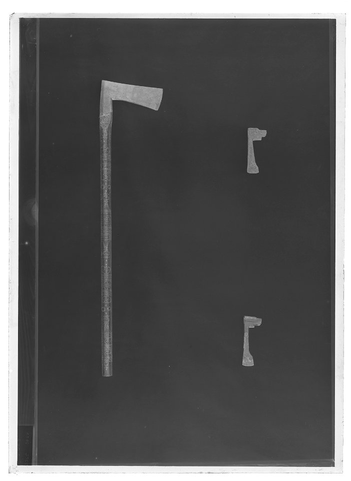 Bergsmansyxblad, rostangripet - Livrustkammaren - 8956-negative