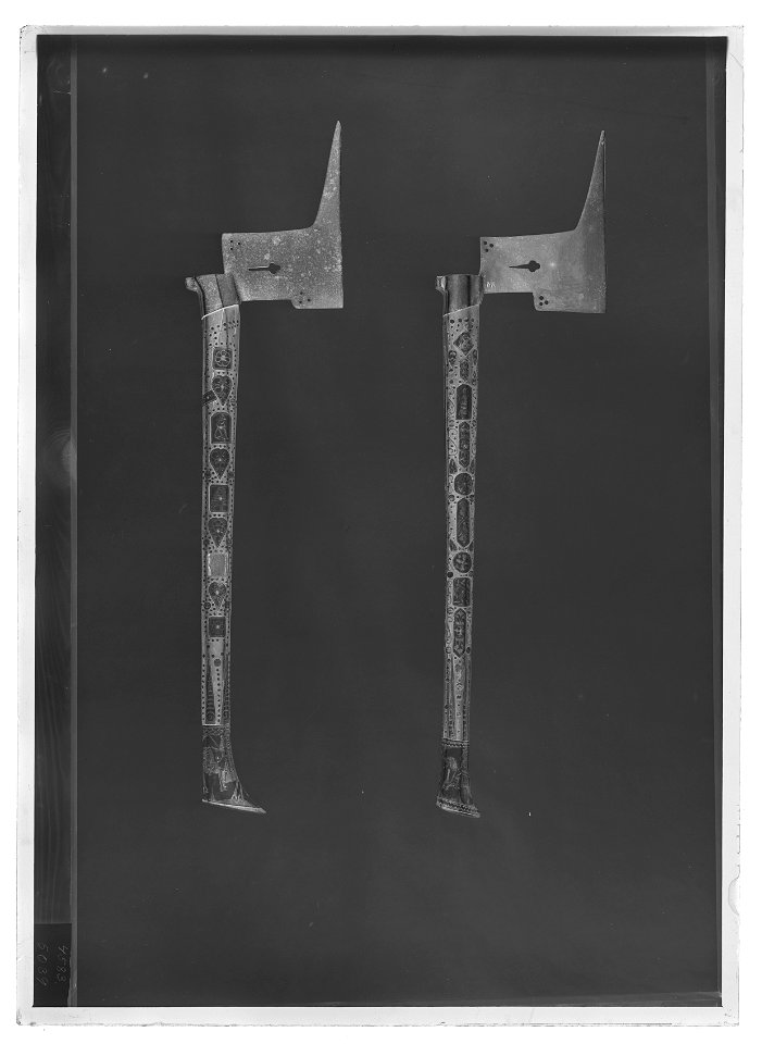 Bergsmansyxa, Sachsisk typ, 1686, s.k. Freiberger Bergsmansaxt - Livrustkammaren - 60321-negative