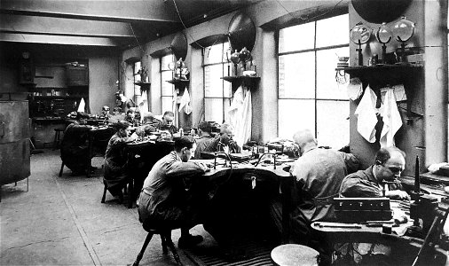 Bernhard Hertz Guldvarefabrik (Store Kongensgade 23)