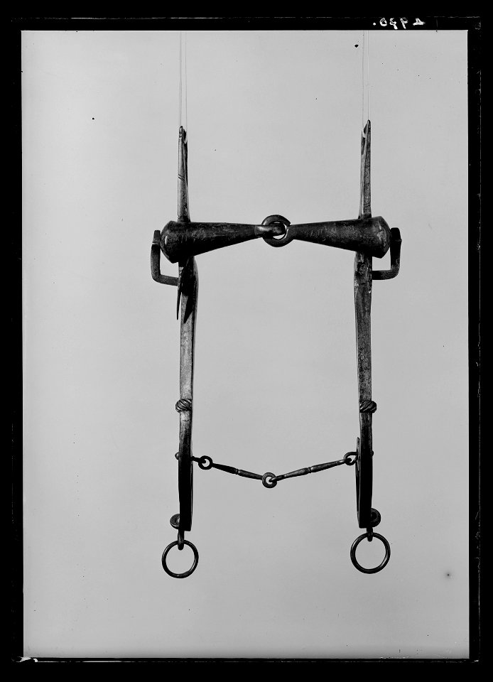 Bett, s.k. stångbett, troligen 1700-tal - Livrustkammaren - 523