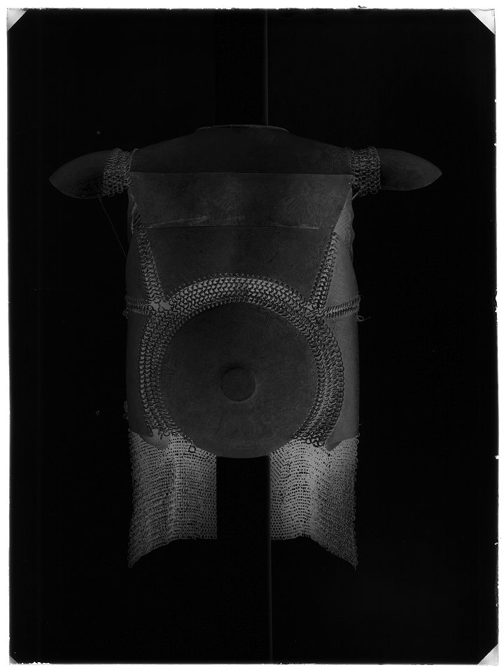 Brynjepansar - Livrustkammaren - 25684-negative