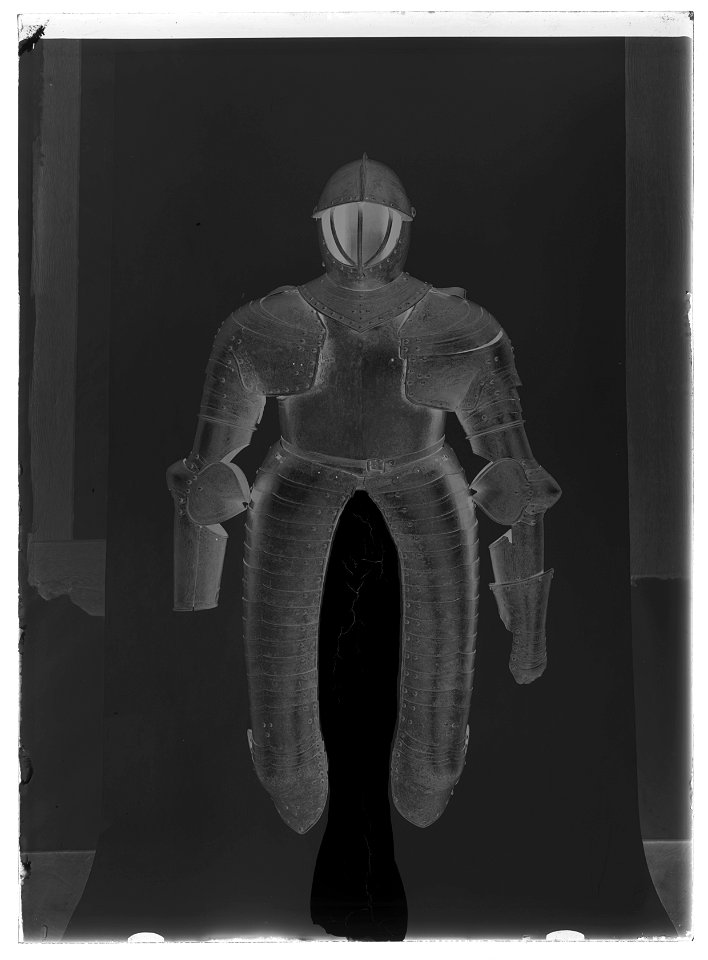 Burgonet, till halvrustning, 1600-tal - Livrustkammaren - 60520-negative