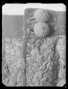 Byxor av guldlamé helt täckt av guldbroderi - Livrustkammaren - 19703