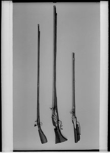 Bössa med flintsnapplås, variant av hakspännslåset, Frankrike ca 1630 - Livrustkammaren - 19102