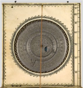 Cadran portatif dit diptyque dieppois, échelle graduée et volvelle de conversion soli-lunaire (bgw17 0601)