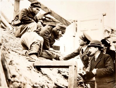 British Labor Leadermat, Madrid Front-Line Trenches, Madrid - Google Art Project