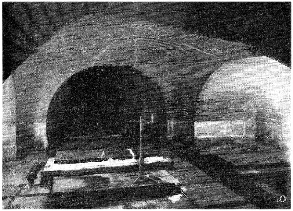 D235- intérieur de la tombe de tamerlan - liv3-ch09