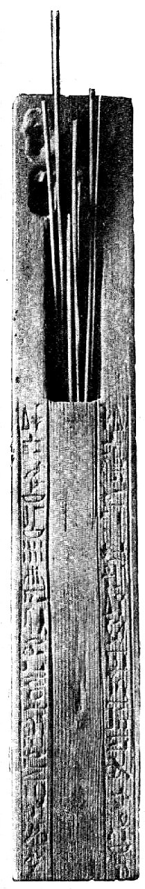 D226-ustensiles de scribe.-L2-Ch6