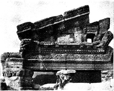 D395-fronton d’un temple à damas.-L2-Ch9