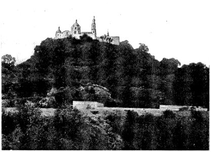 D449- cholula. pyramide recouverte de végétation - liv3-ch13