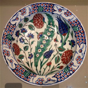 Dish from Turkey - Ashmolean EAX-3260