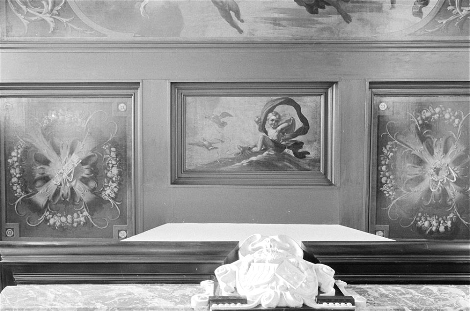Anonymous - Plafondschildering, afkomstig uit Herengracht 190 - SA 38090.3 - Amsterdam Museum