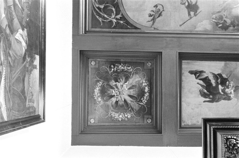 Anonymous - Plafondschildering, afkomstig uit Herengracht 190 - SA 38090.5 - Amsterdam Museum