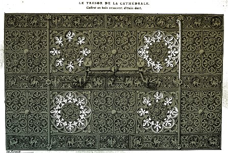 Coffre cath Troyes 01335