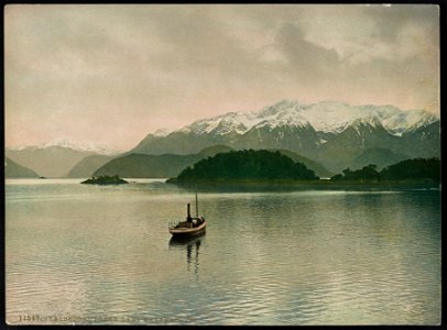 Cathedral Peaks Lake Manawapouri LCCN2017649295