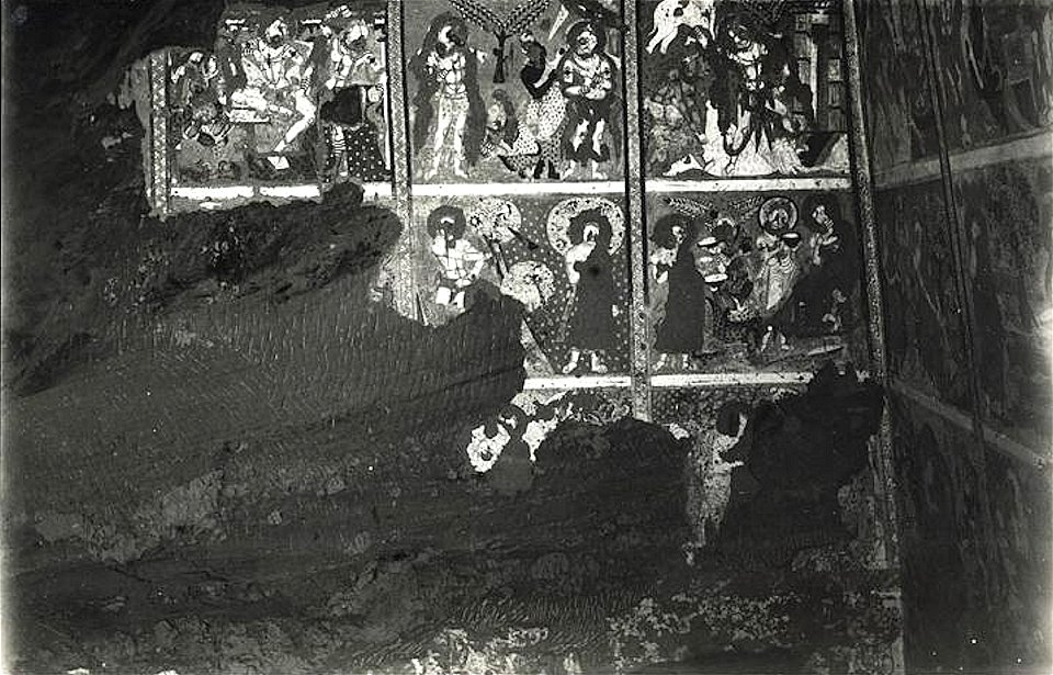 Cave 110, mural paintings