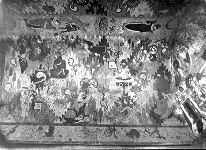Cave 118, ceiling over the back wall