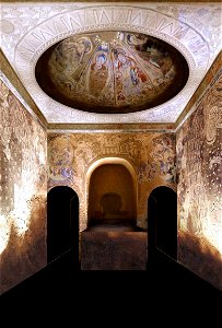 Cave of the Ring-Bearing Doves (Cave 123)