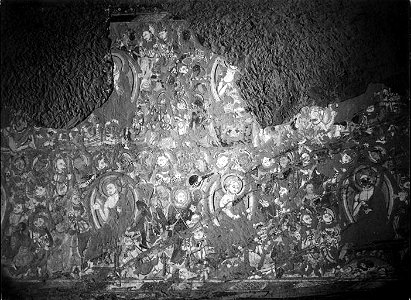 Cave 205, right wall