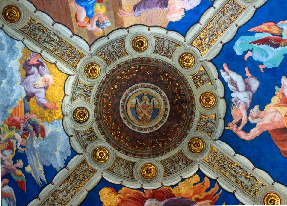 Ceiling Stanza eliodoro detail mitre clés Vatican 10