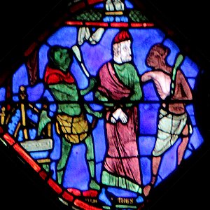 Chartres-005 B4