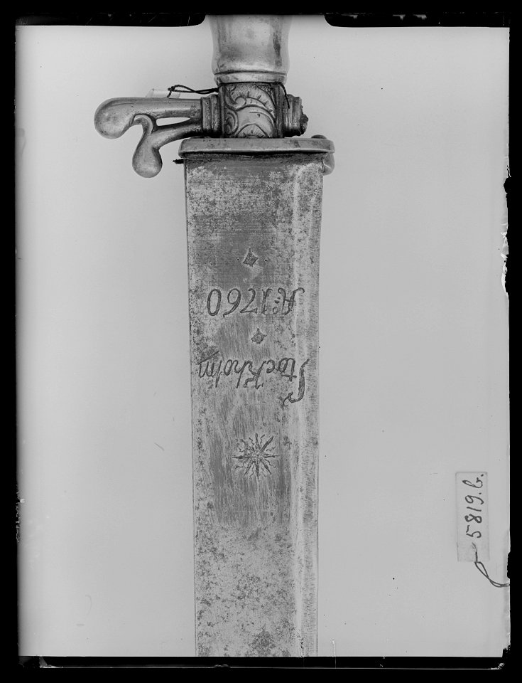 Detalj klingbas hirschfängare - Livrustkammaren - 19329