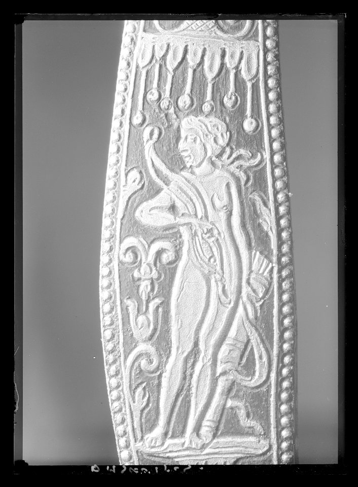 Detalj fäste Diana, värja - Livrustkammaren - 9775