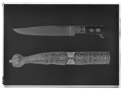 Dolk av yatagantyp, Konstantinopel 1697 - Livrustkammaren - 68938-negative