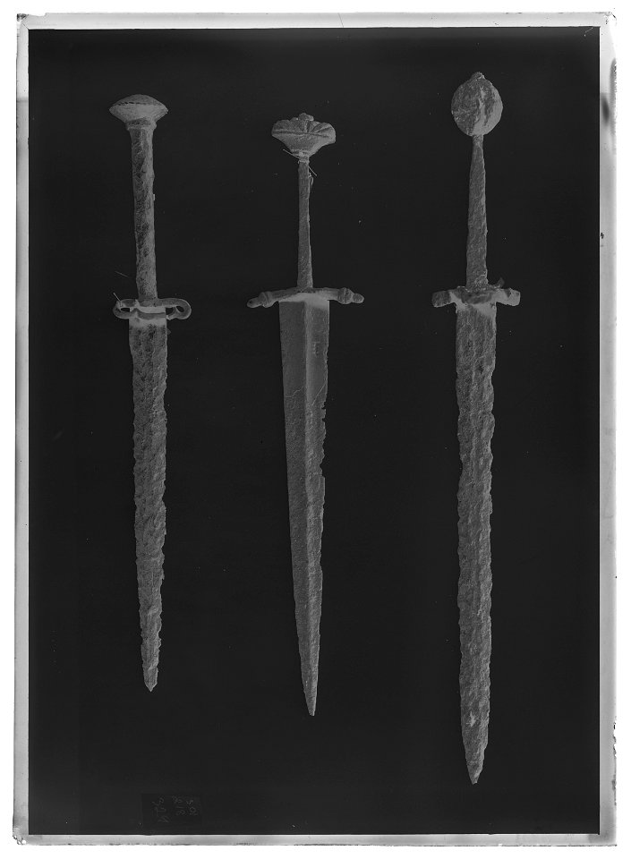 Dolk, jordfynd - Livrustkammaren - 17571-negative