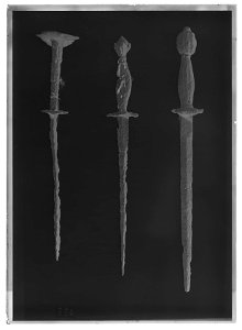 Dolk, jordfynd - Livrustkammaren - 9009-negative