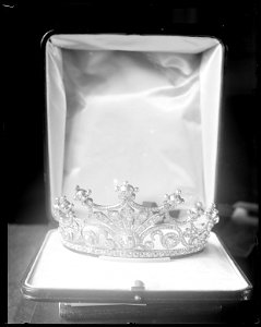 Diadem nr 1 - Oskar IIs stiftelse - E 15907 - Livrustkammaren - 19931
