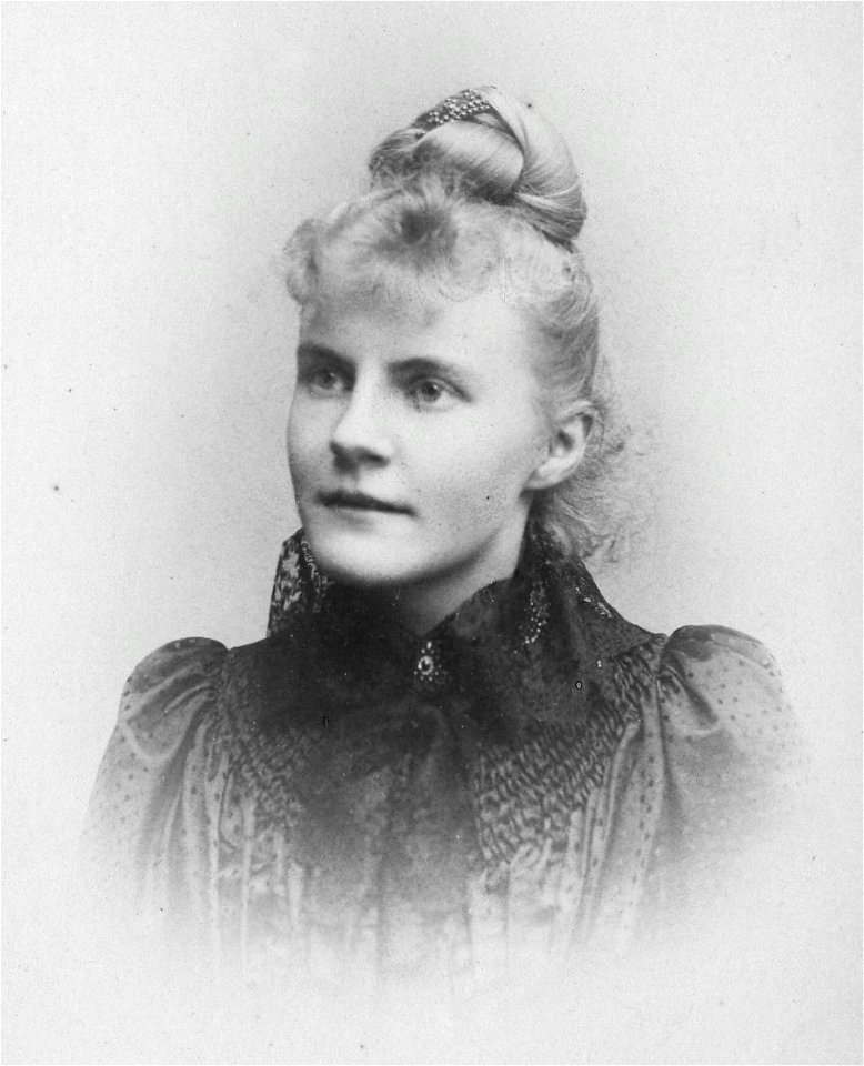 Dora Leist
