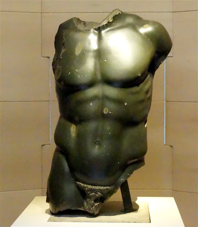 Doryphoros Torso (cropped)