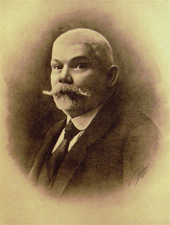Dr. Jan Venhuda