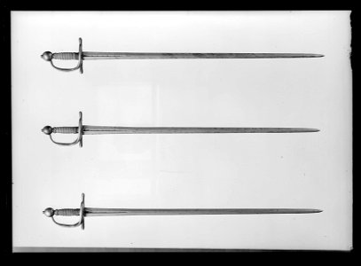 Drabantvärja m: 1693, Sverige, tillverkad vid Vira bruk - Livrustkammaren - 770