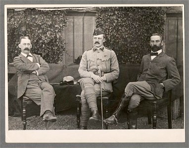 Dr. Samuel Evans, Douglas Evans and Colonel Davies, Flag of Truce Party, Johannesburg (5349058)