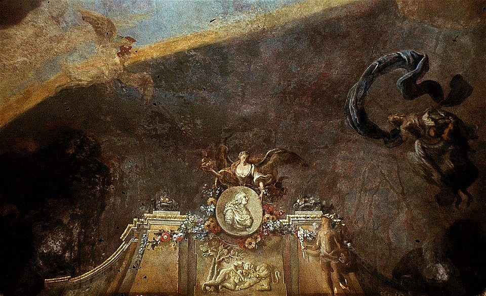 Dresden, Zwinger, Französischer Pavillon, Marmorsaal, Heinrich Christoph Fehling, Porträtmedaillon Augusts des Starken, Figur 0