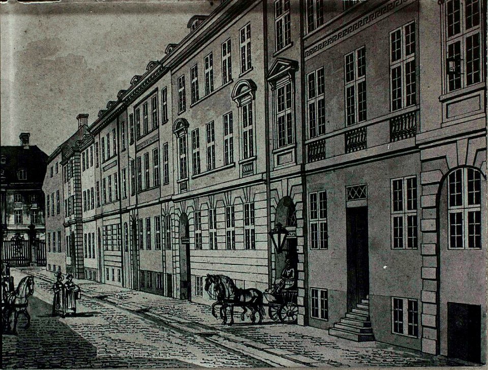 Dronningens Tværgade 1-9 (1828)