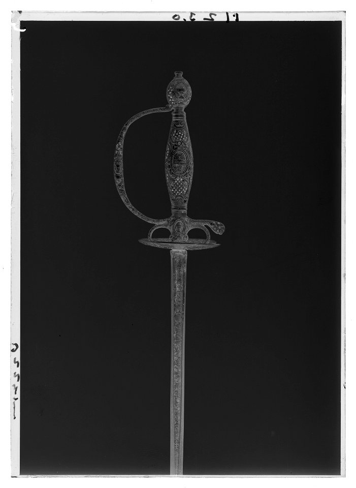 Dräktvärja - Livrustkammaren - 18522-negative