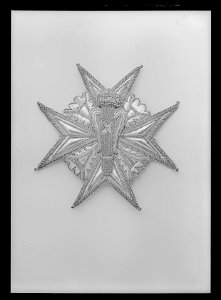 Dräktkraschan för kommendör med stora korset av Vasaorden, Sverige 1800-talets mitt - Livrustkammaren - 597