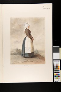 Dräkt. Kvinna stående i helfigur med vitt förkläde. Akvarell i storformat av O. Wallgren - Nordiska museet - NMA.0070093 (2)